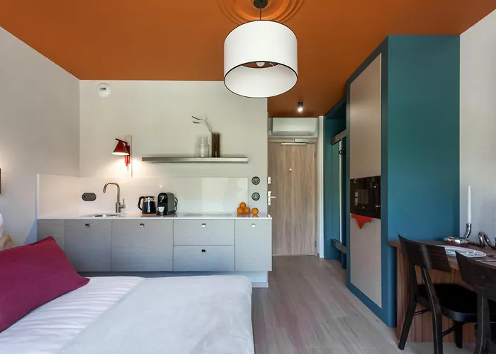 Studio Apartment