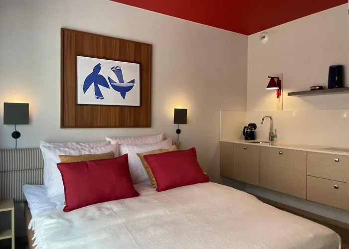 Studio Apartment