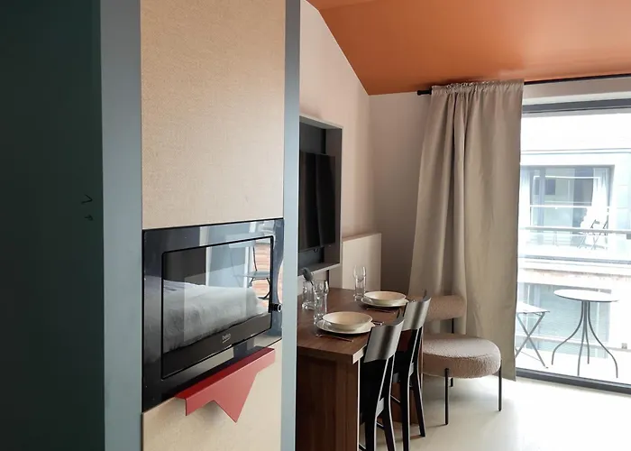 Studio Apartment